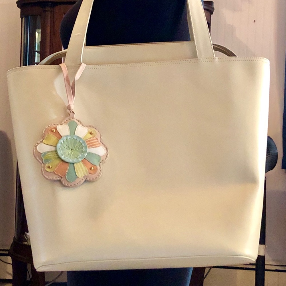 Radley London Cream Large Zippered Tote